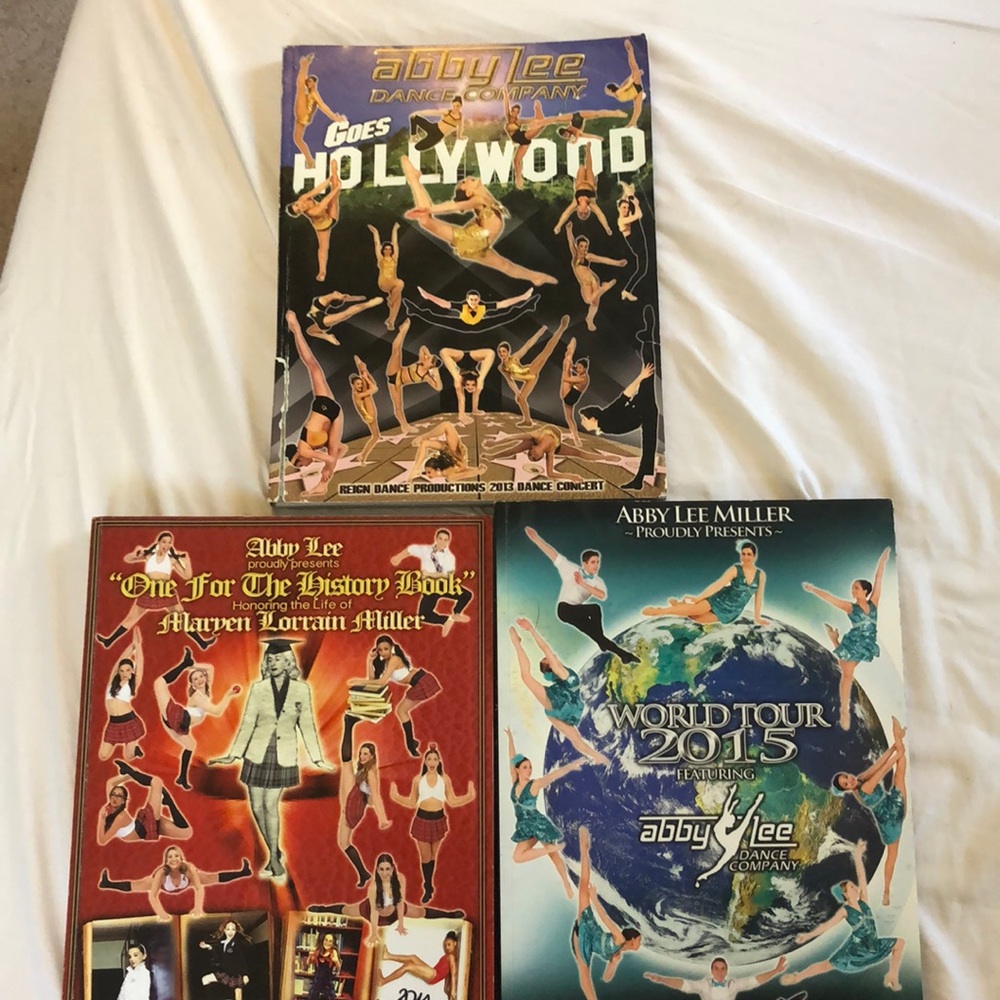 abby lee dance company recital books